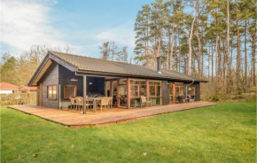 Amazing Home In Ebeltoft With Sauna